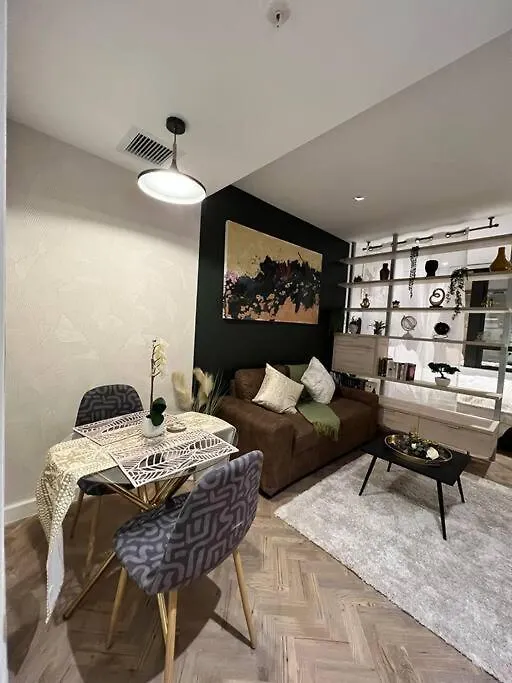 715 Foreshore Place Luxury Apartment-Cape Town Cbd
